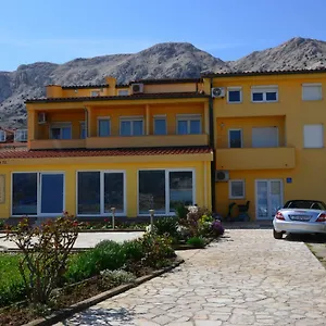 https://bed-breakfast-dani.primorje-gorskikotar.com